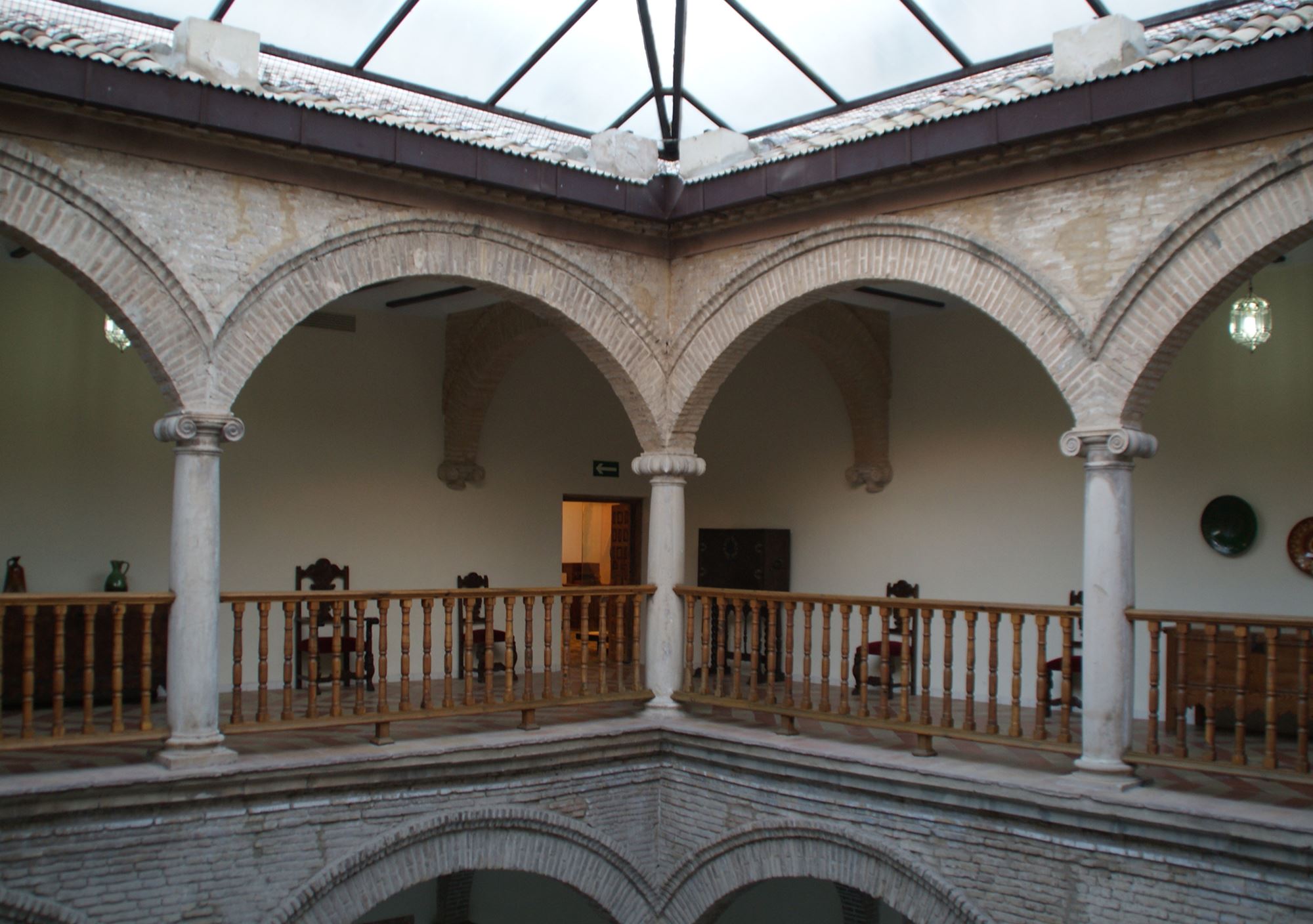 reservar online visitas guiadas a los Baños Árabes y Palacio de Villardompardo en Jaén